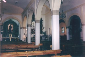 Interior de la Parroquia de Ntra. Sra. del  Rosario de Castil de Campos. Foto: Mximo R.- B. S.